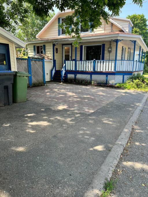 לוויס Petite Maison 2 Bedrooms מראה חיצוני תמונה